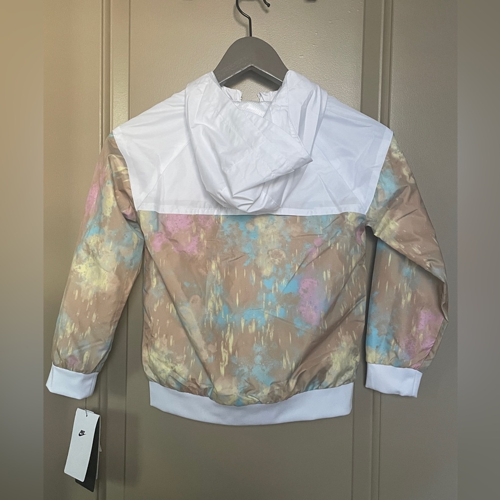 Girls’ Windrunner jacket - Picture 2 of 6